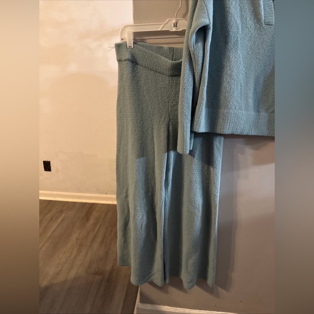 Lou & Grey Knit Top and Bottom Set in Sage Green sz s m26 - Picture 3 of 13